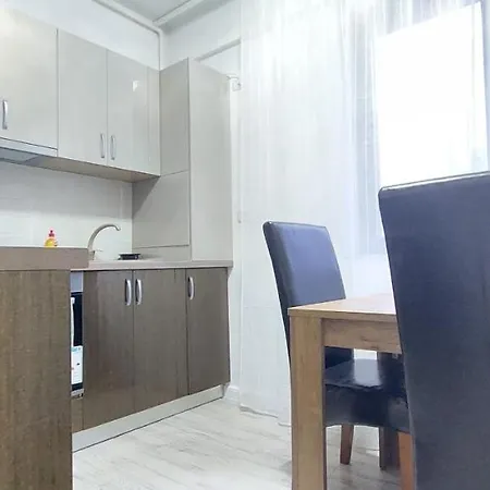 Alexis Spacious Modern Apartment *