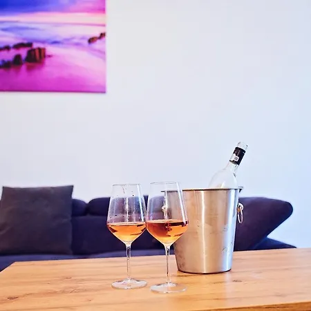 Apartment Alexis Spacious Modern Mamaia