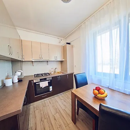 Alexis Spacious Modern Apartment *