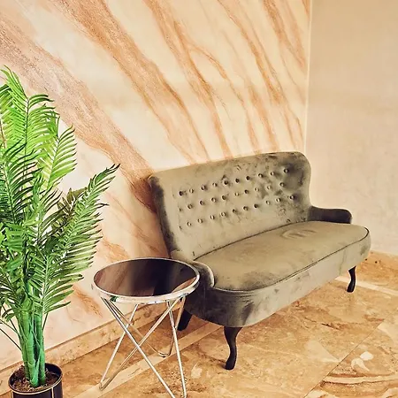 Alexis Spacious Modern 公寓 *