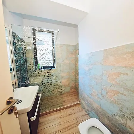 Alexis Spacious Modern Διαμέρισμα Mamaia